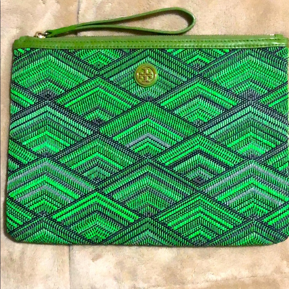Tory Burch envelope clutch - Picture 1 of 2